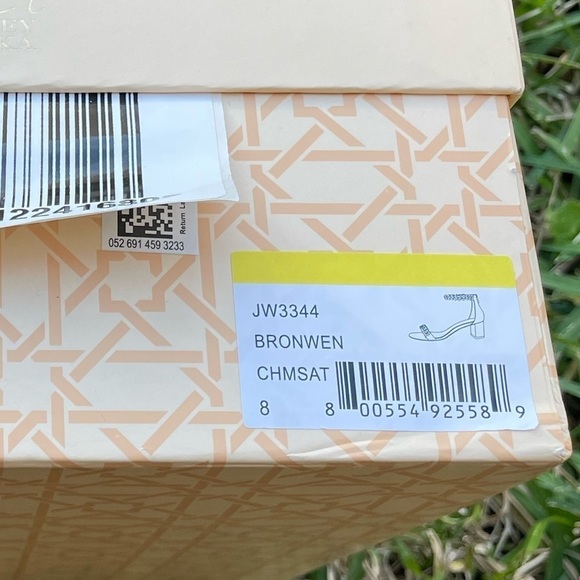 Jewel Badgley Mischka Browen Embellished Woman’s Heels - Picture 6 of 6